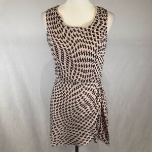 Peppermint tan and black houndstooth faux wrap skirt romper size medium